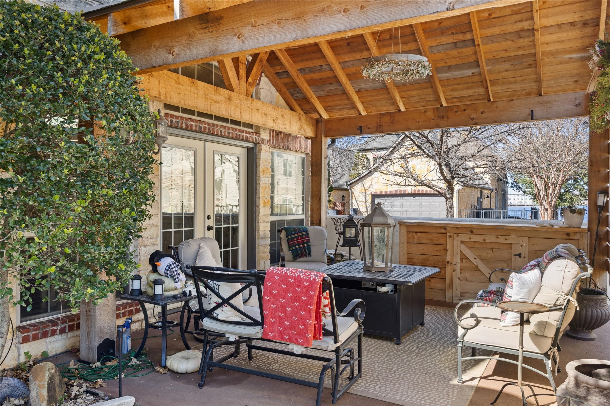 703 N Avalon Court Granbury TX 76048