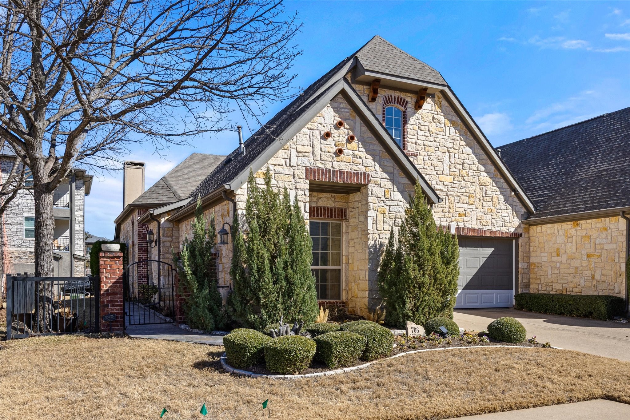 703 N Avalon Court Granbury TX 76048