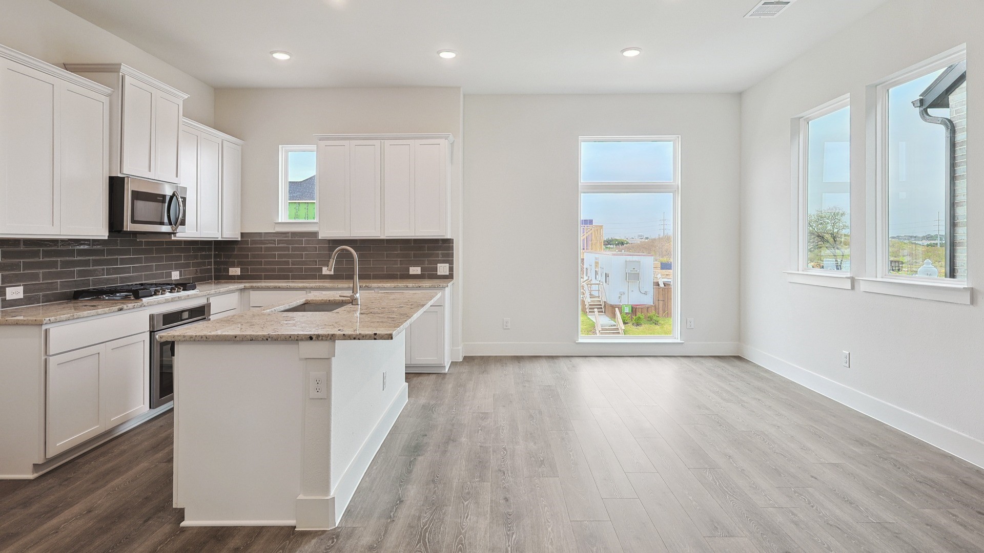 901 Meadowcrest Drive Plano TX 75075