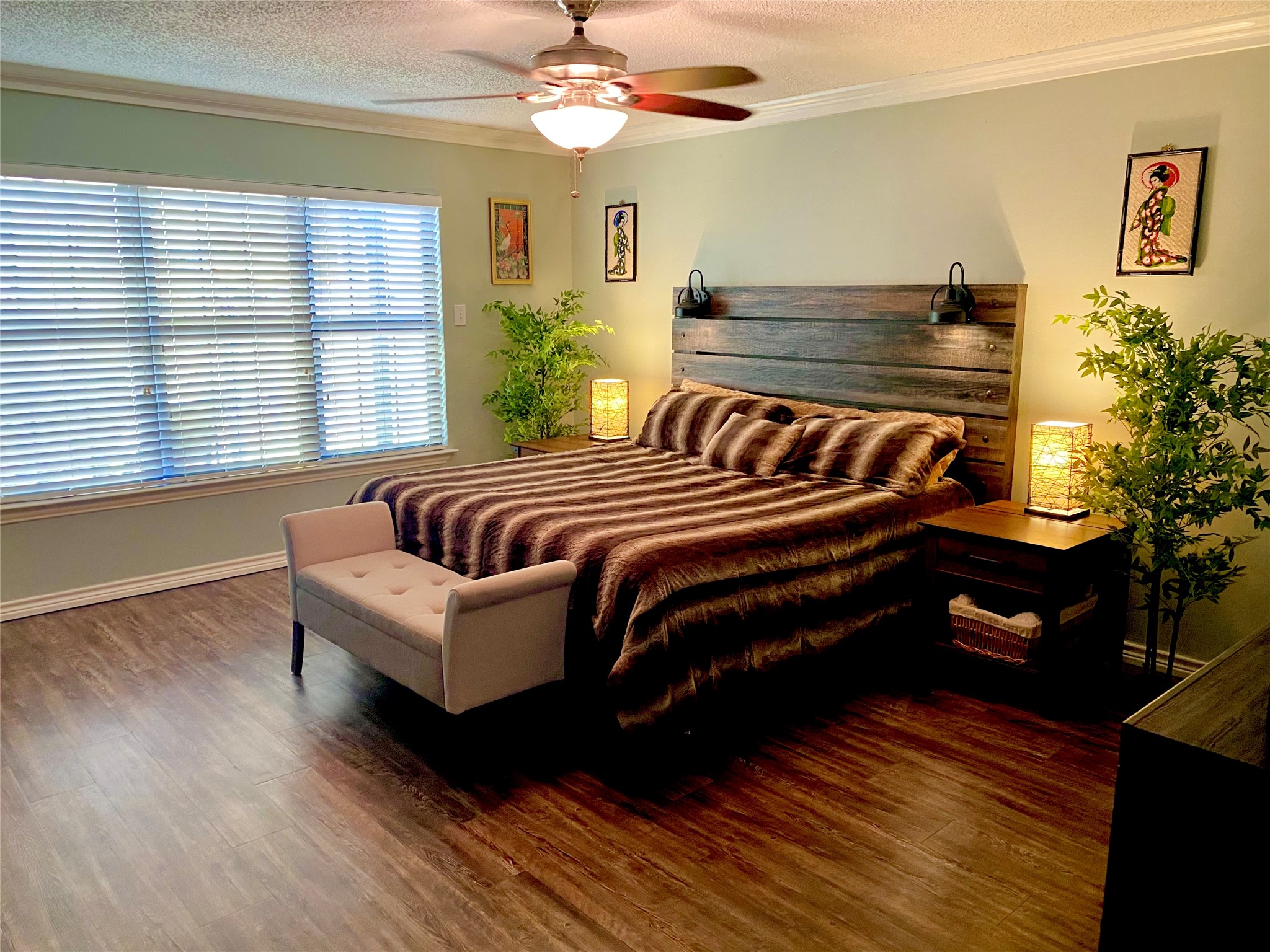 2709 Fairway Park Street Grand Prairie TX 75050
