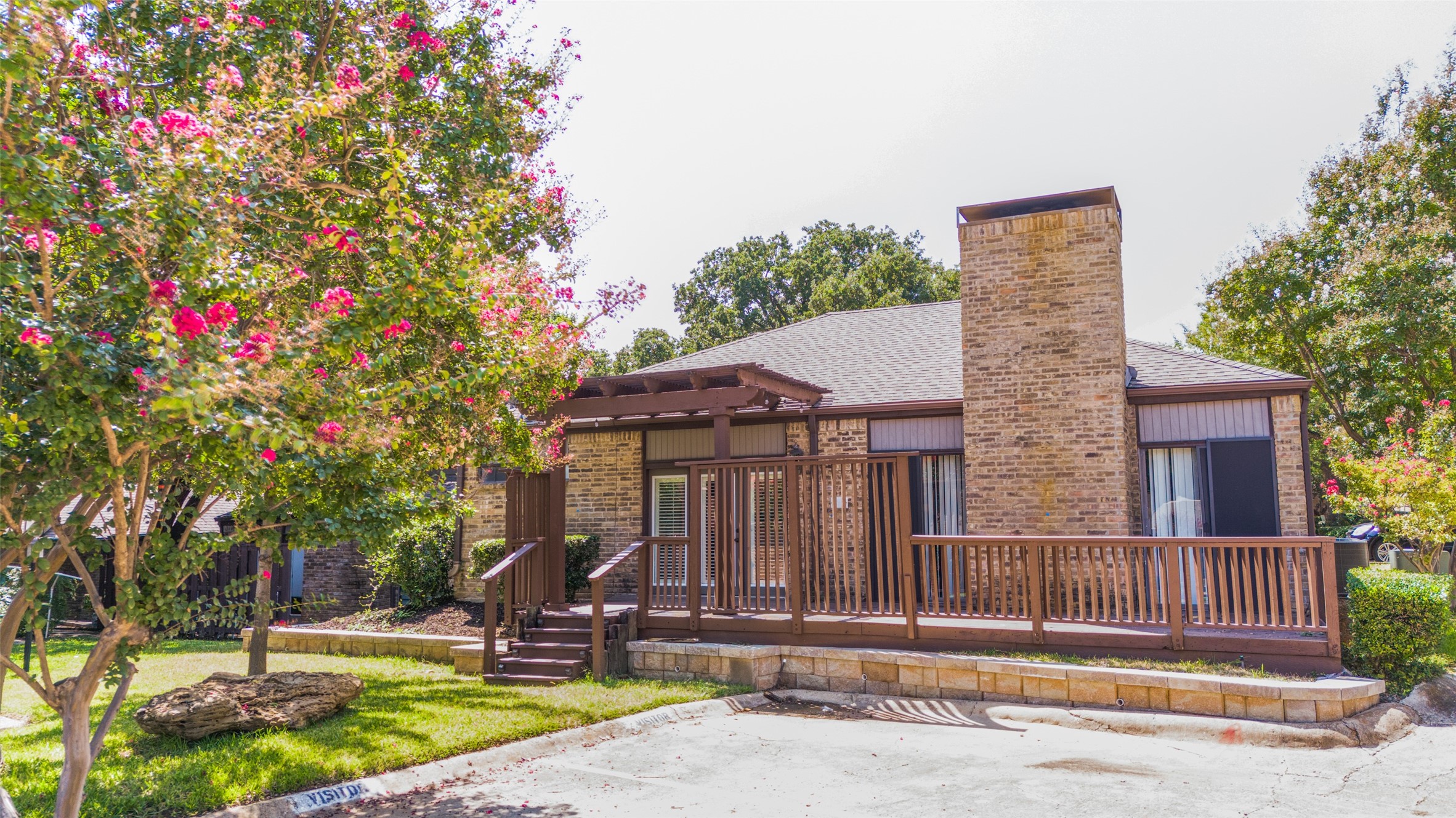 2731 Fairway Park Street Grand Prairie TX 75050