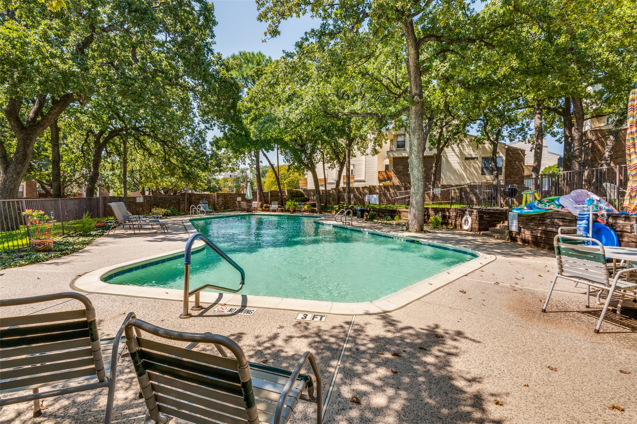 2731 Fairway Park Street Grand Prairie TX 75050
