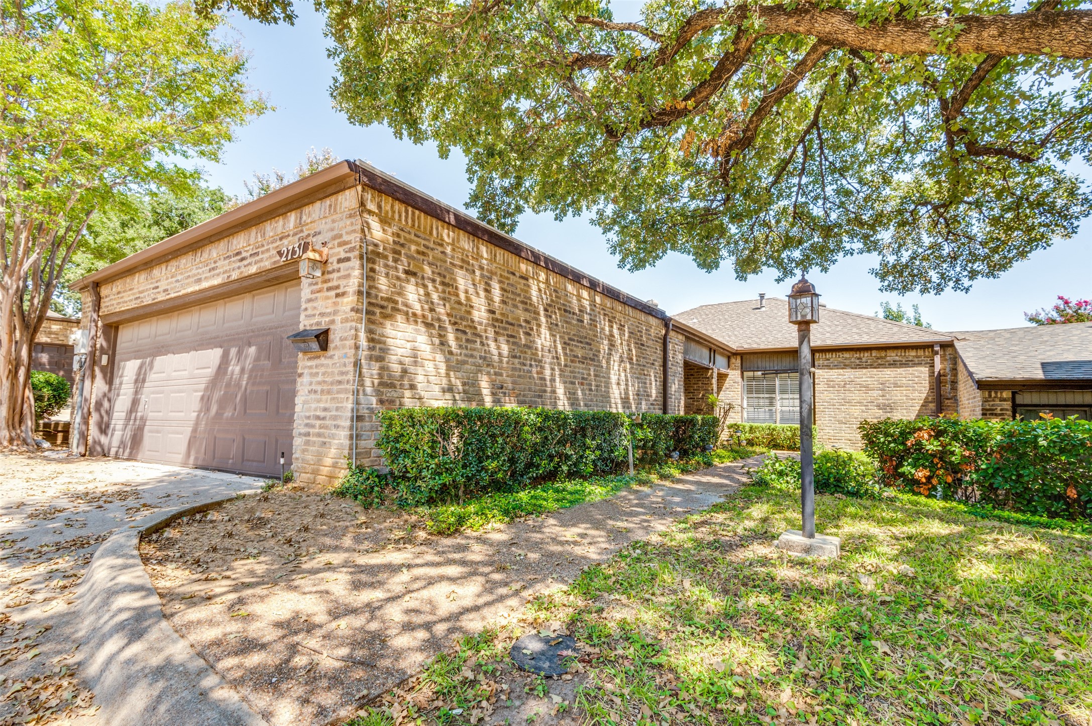 2731 Fairway Park Street Grand Prairie TX 75050