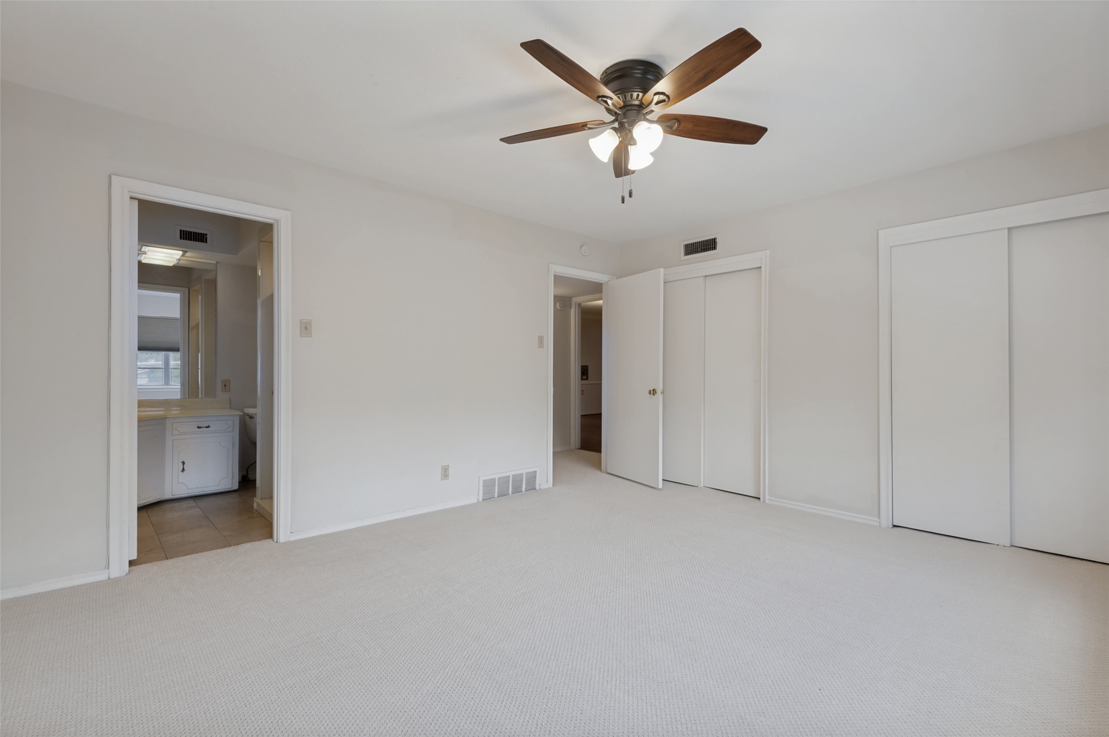 6211 Bandera Avenue Dallas TX 75225