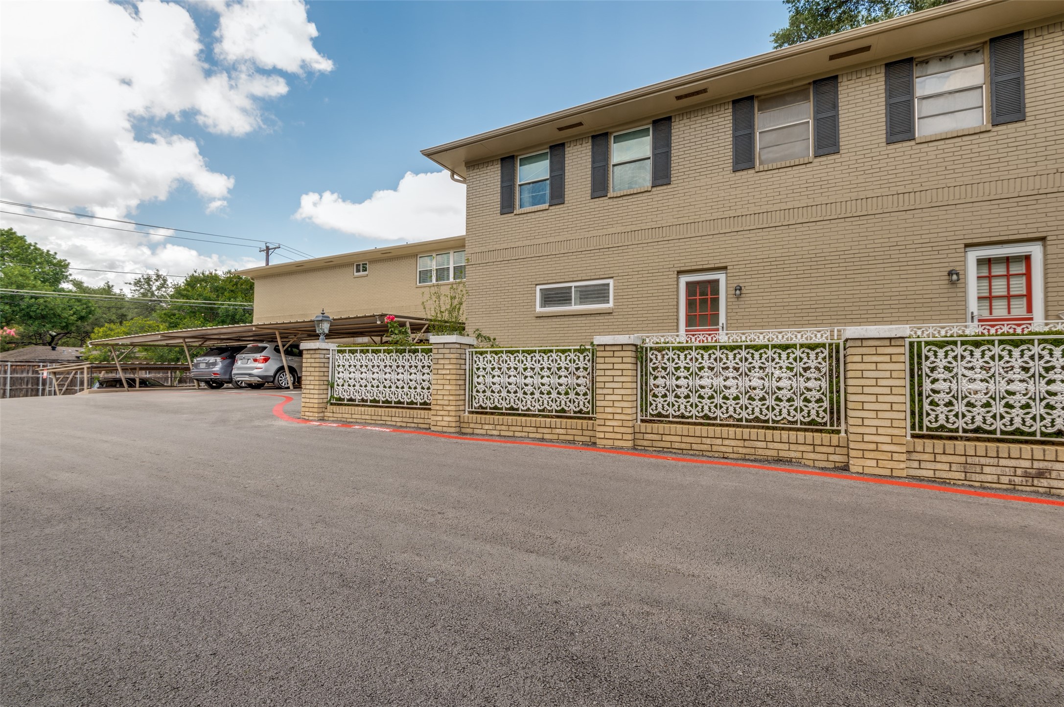 6211 Bandera Avenue Dallas TX 75225