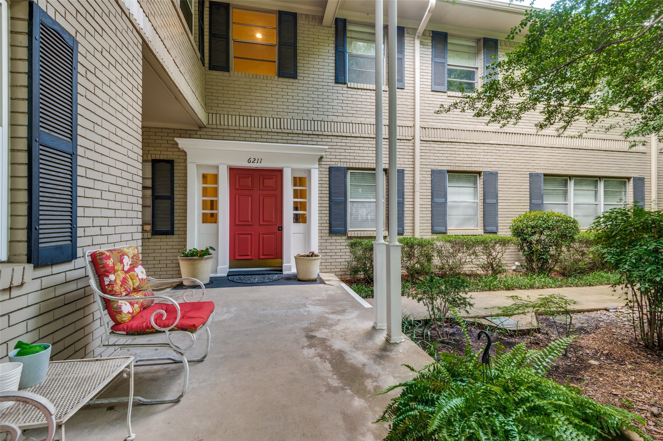 6211 Bandera Avenue Dallas TX 75225