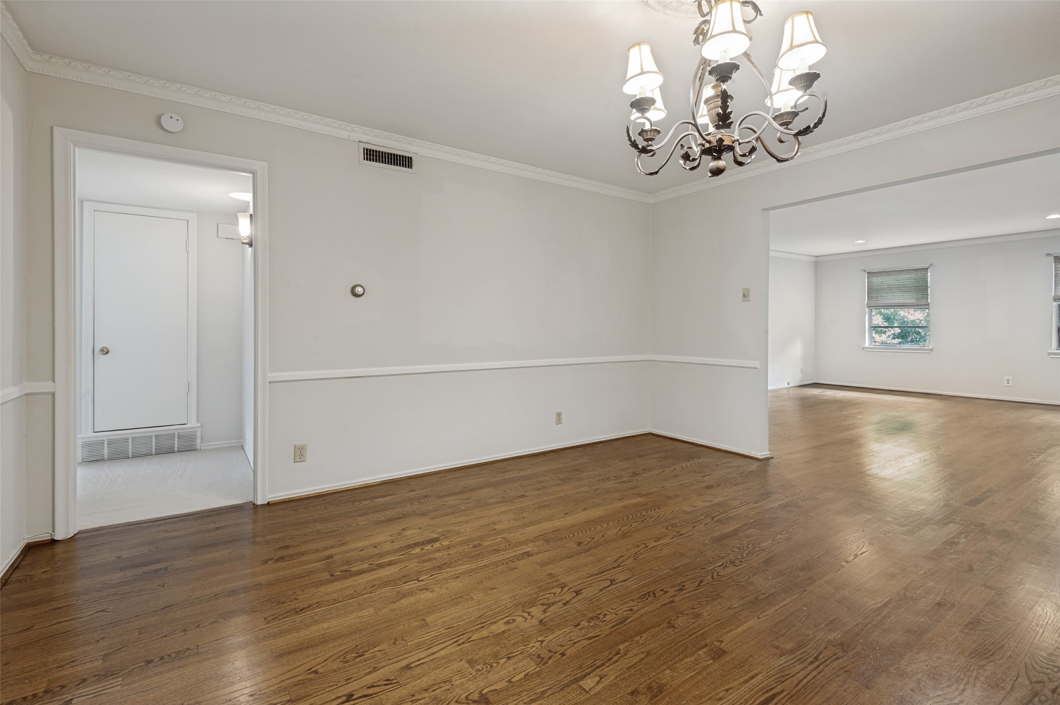 6211 Bandera Avenue Dallas TX 75225