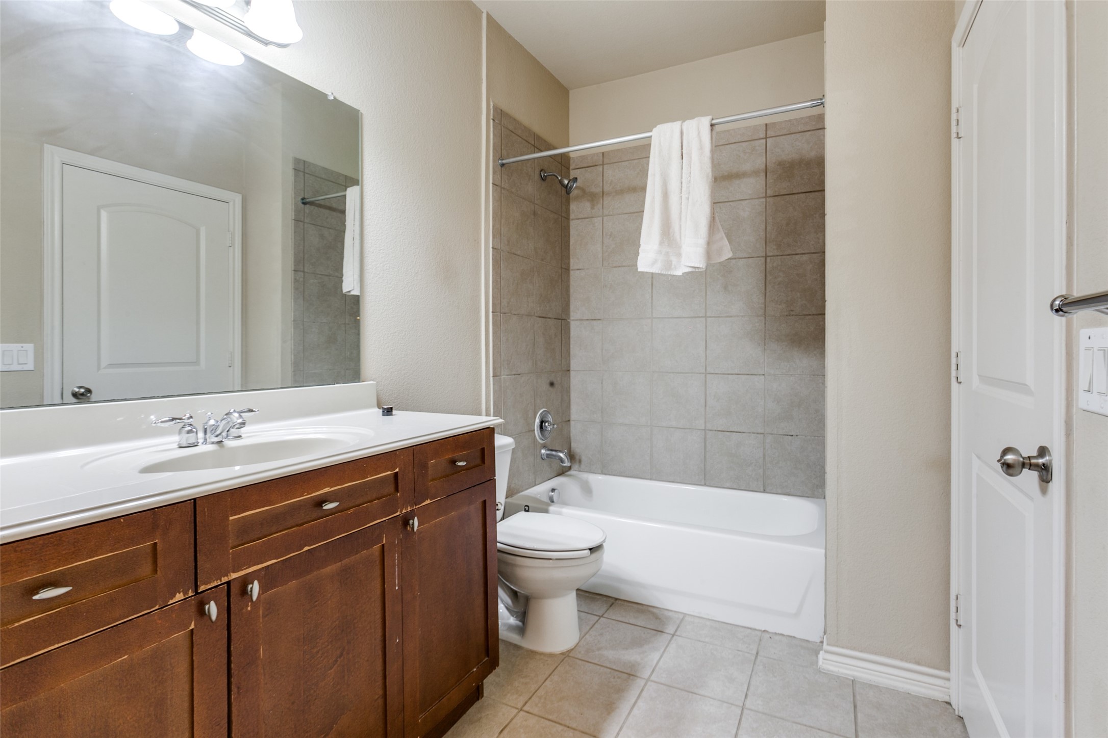 341 Metropolitan Drive Plano TX 75023