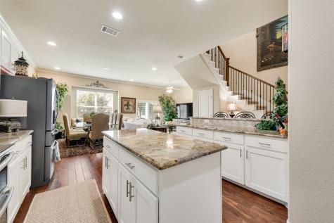 1217 Summerset Lane Burleson TX 76028