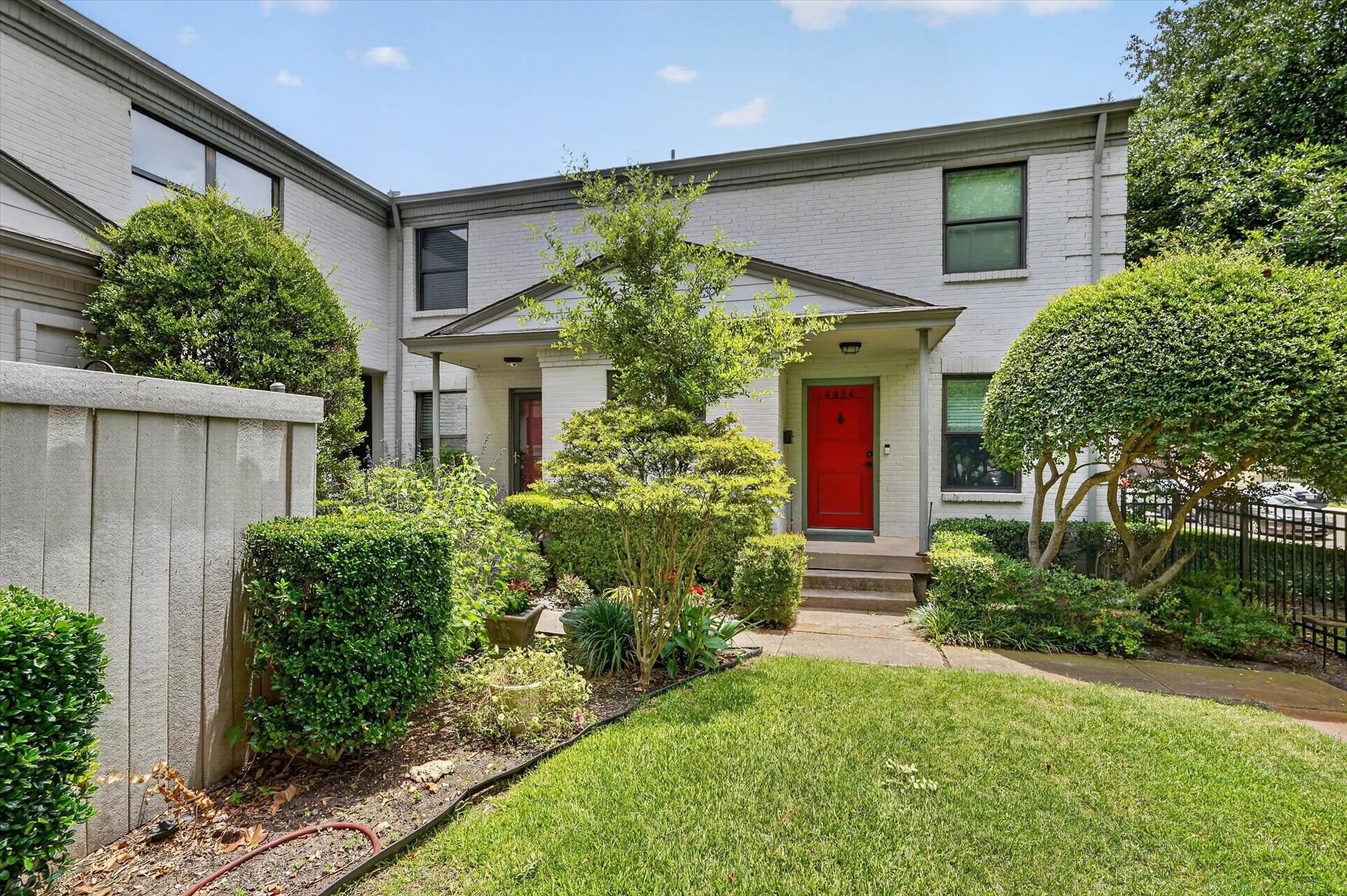 4926 Lahoma Street Dallas TX 75235