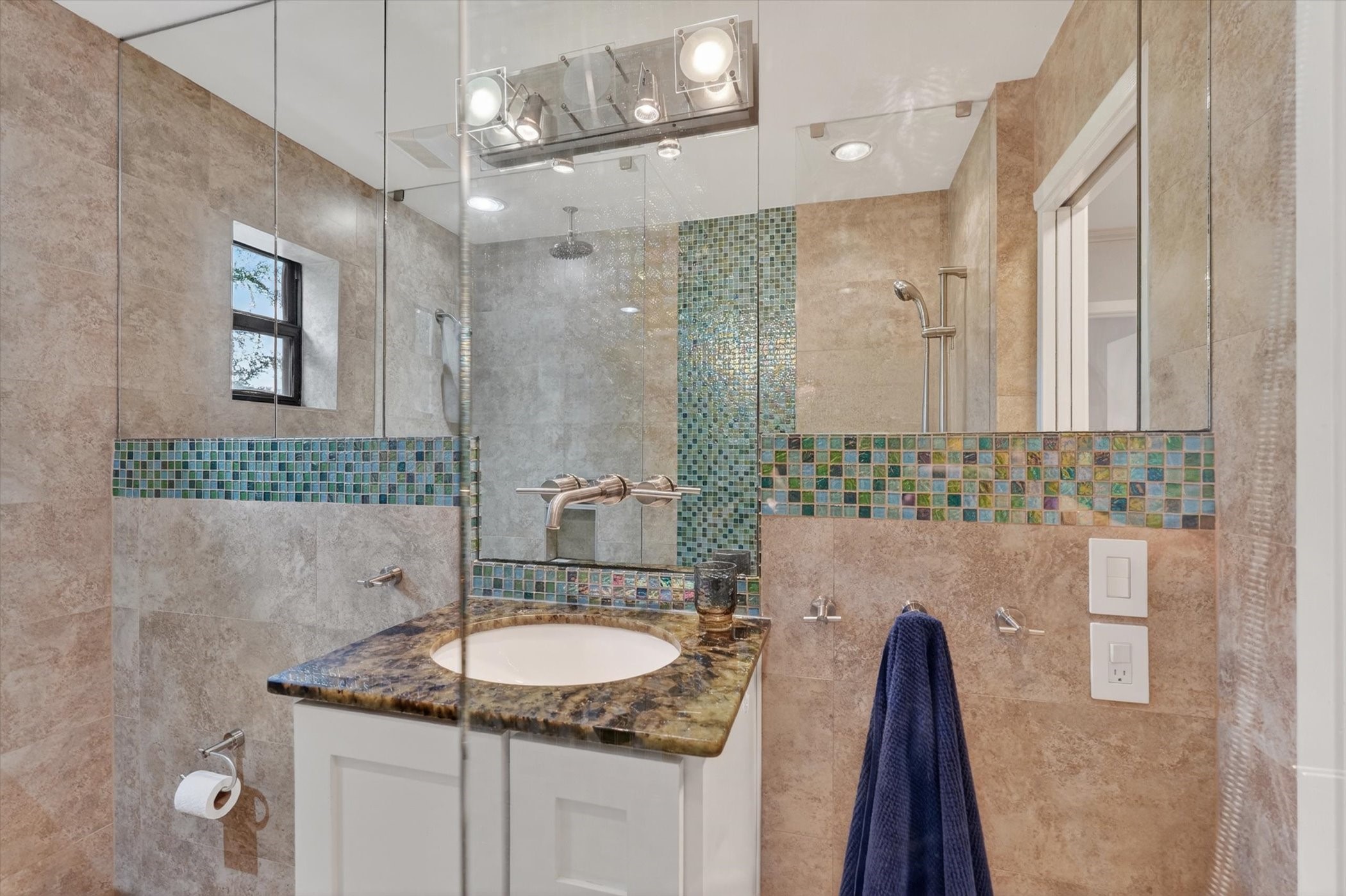 4926 Lahoma Street Dallas TX 75235