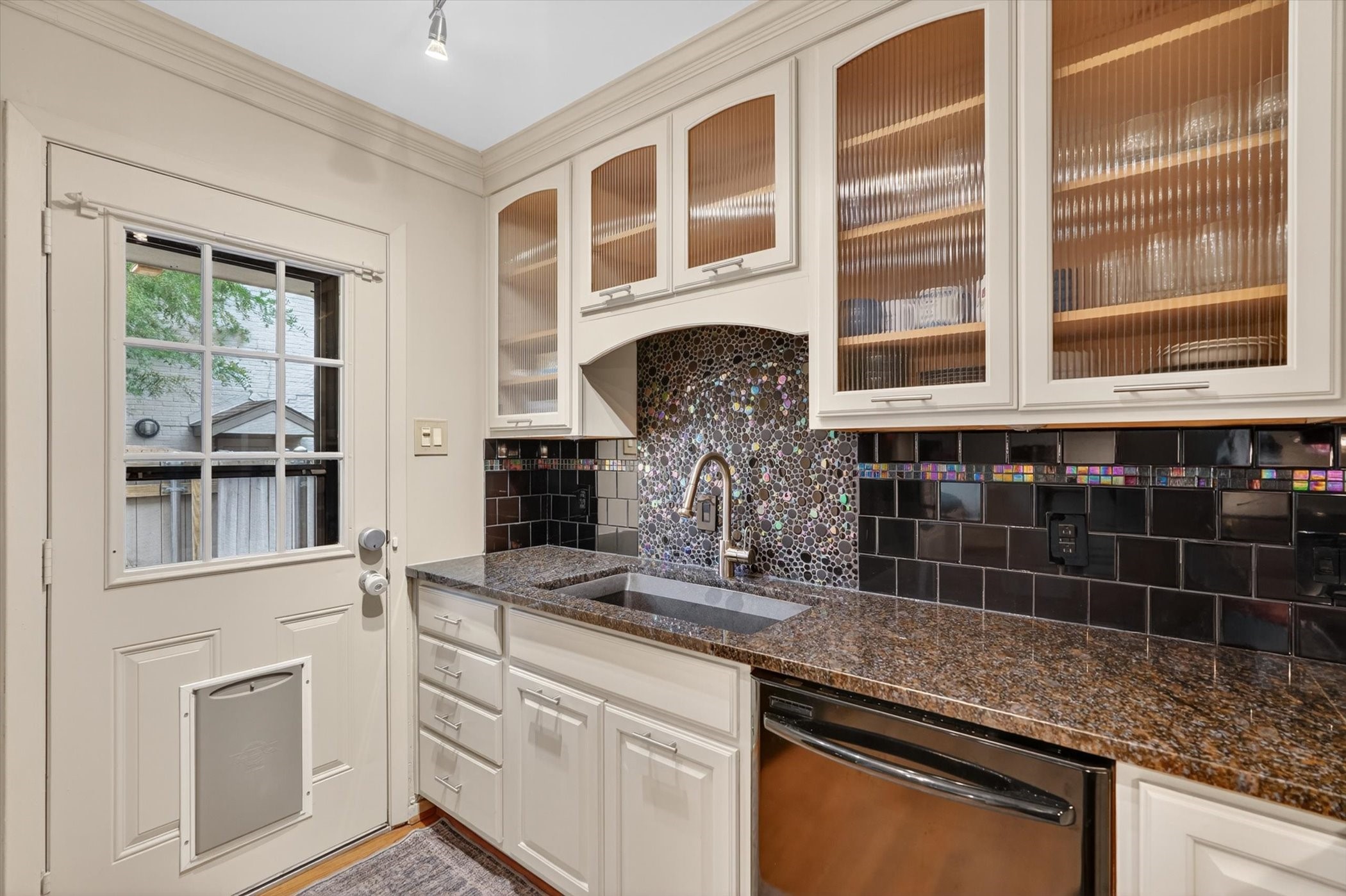 4926 Lahoma Street Dallas TX 75235