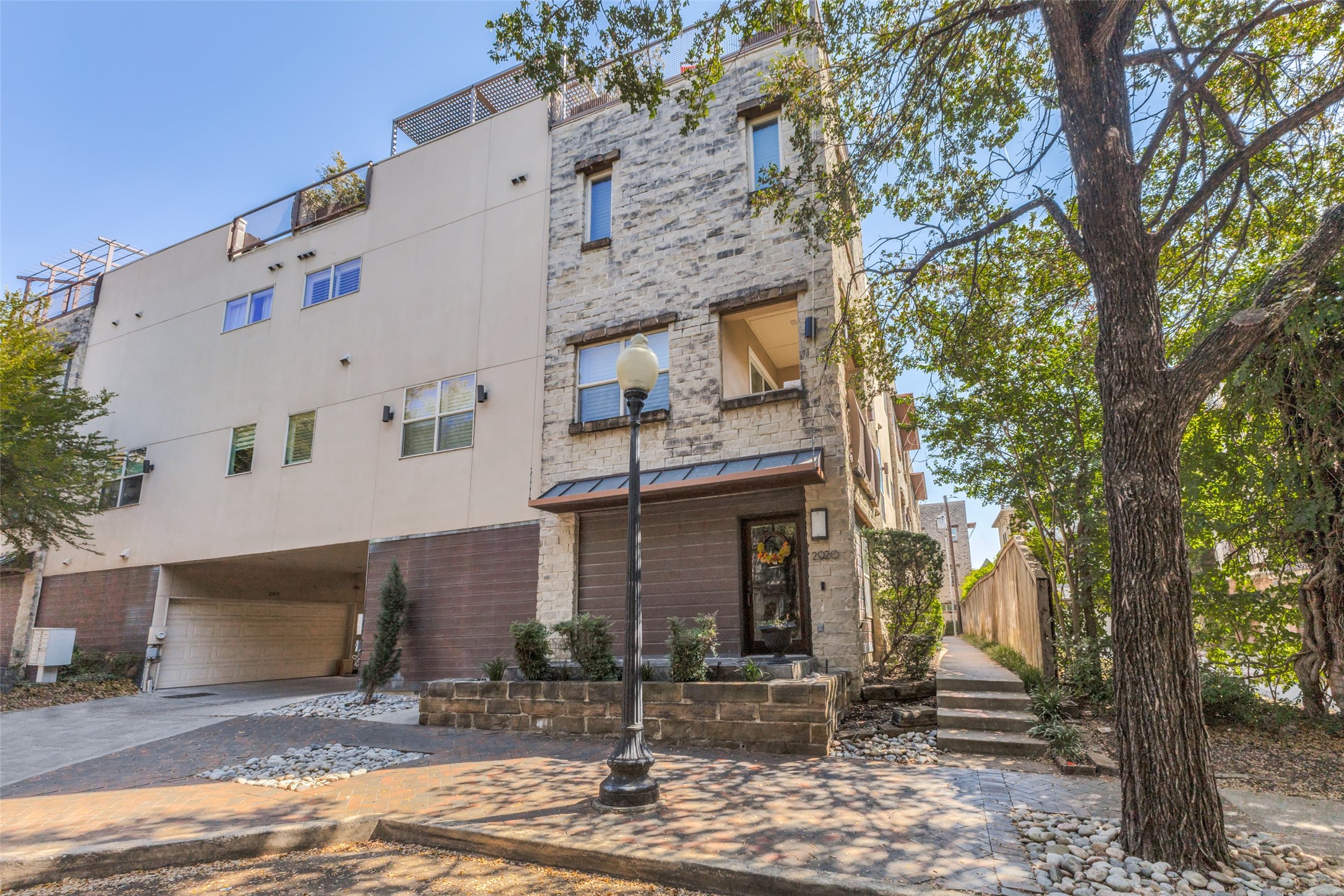 2928 State Street Dallas TX 75204