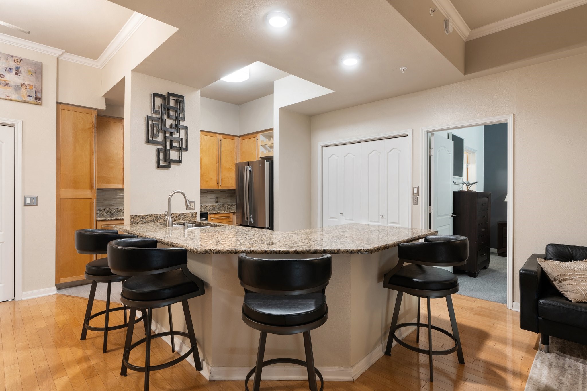3225 Turtle Creek Boulevard Dallas TX 75219