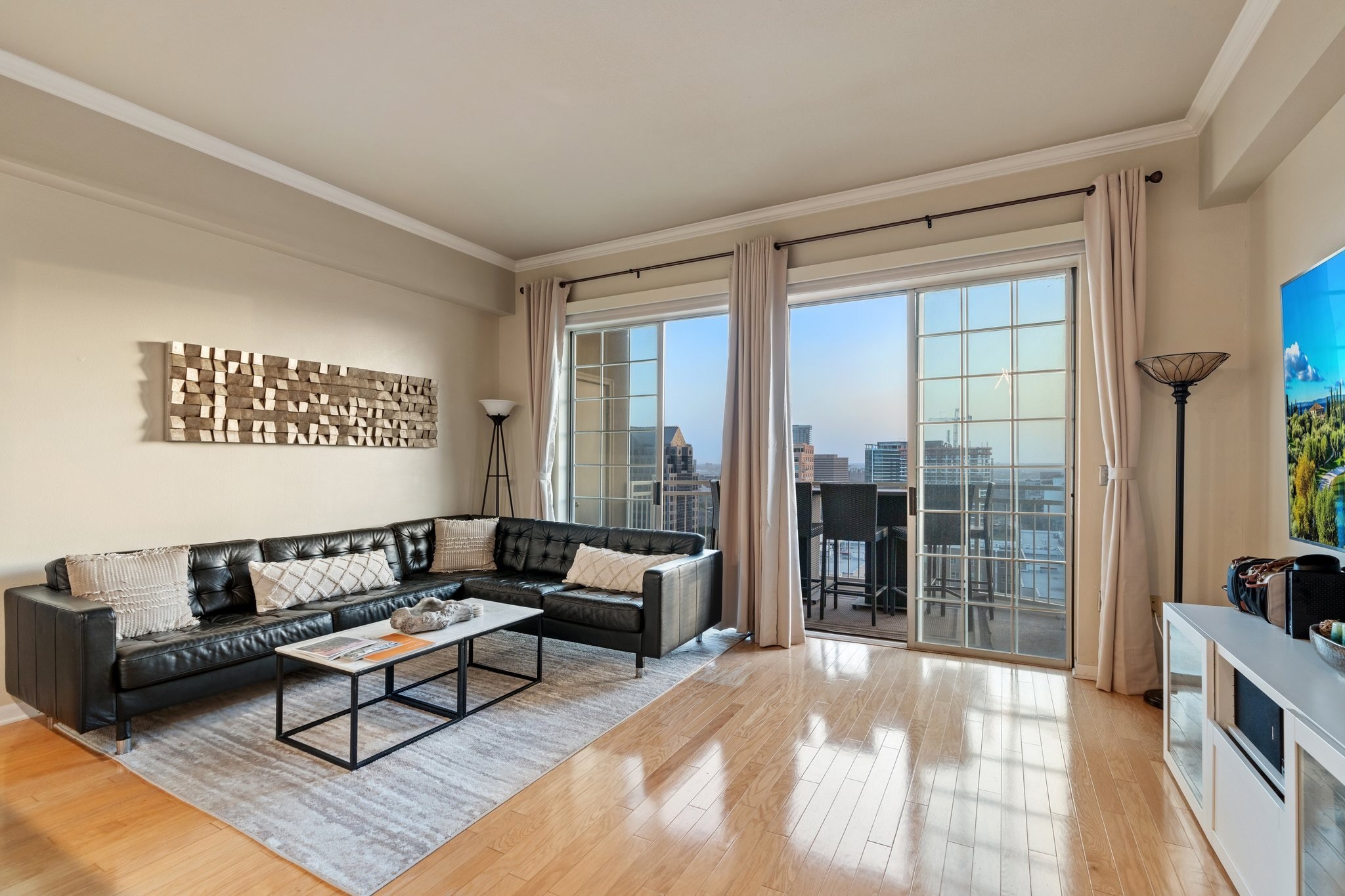3225 Turtle Creek Boulevard Dallas TX 75219