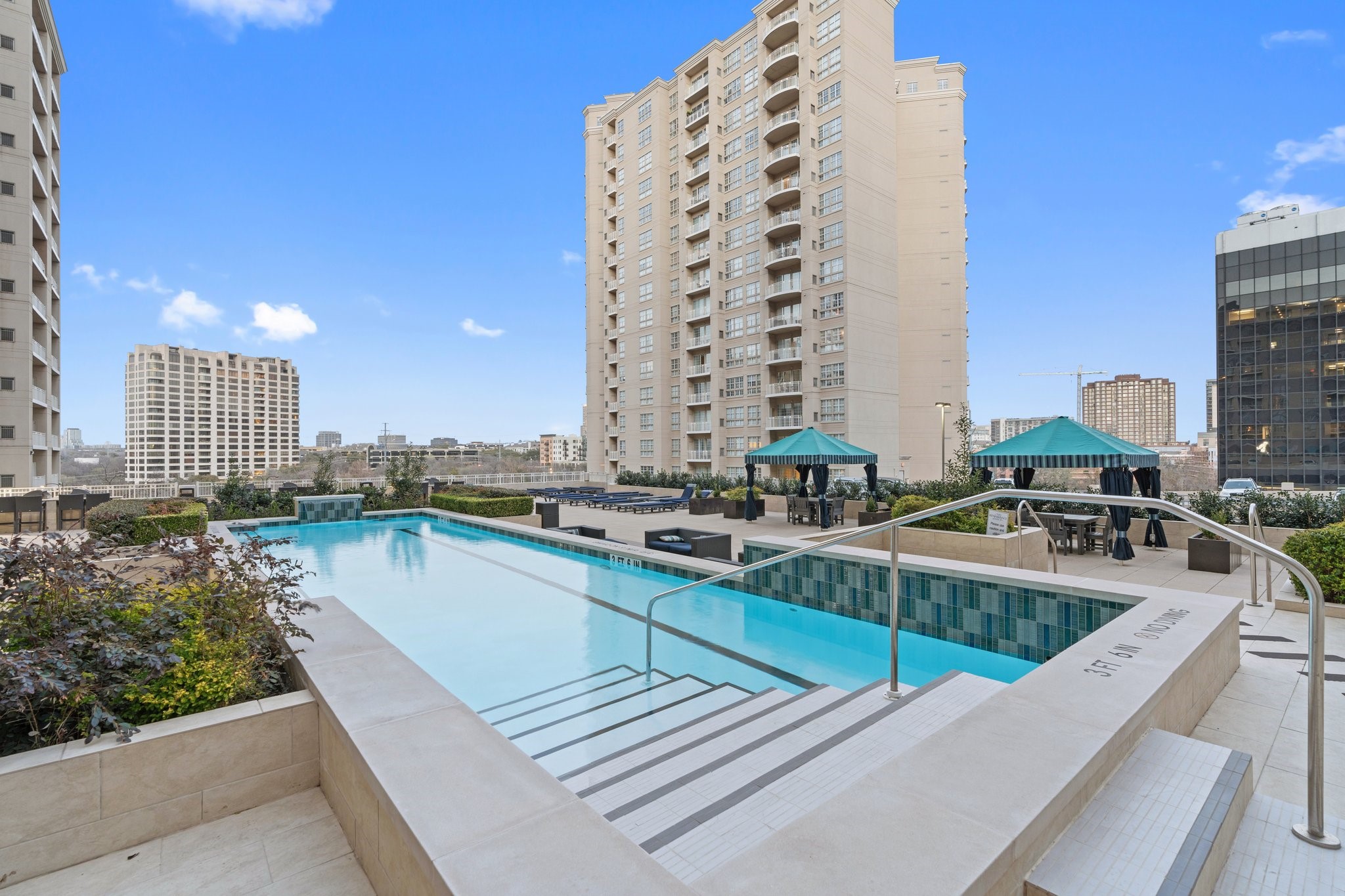 3225 Turtle Creek Boulevard Dallas TX 75219