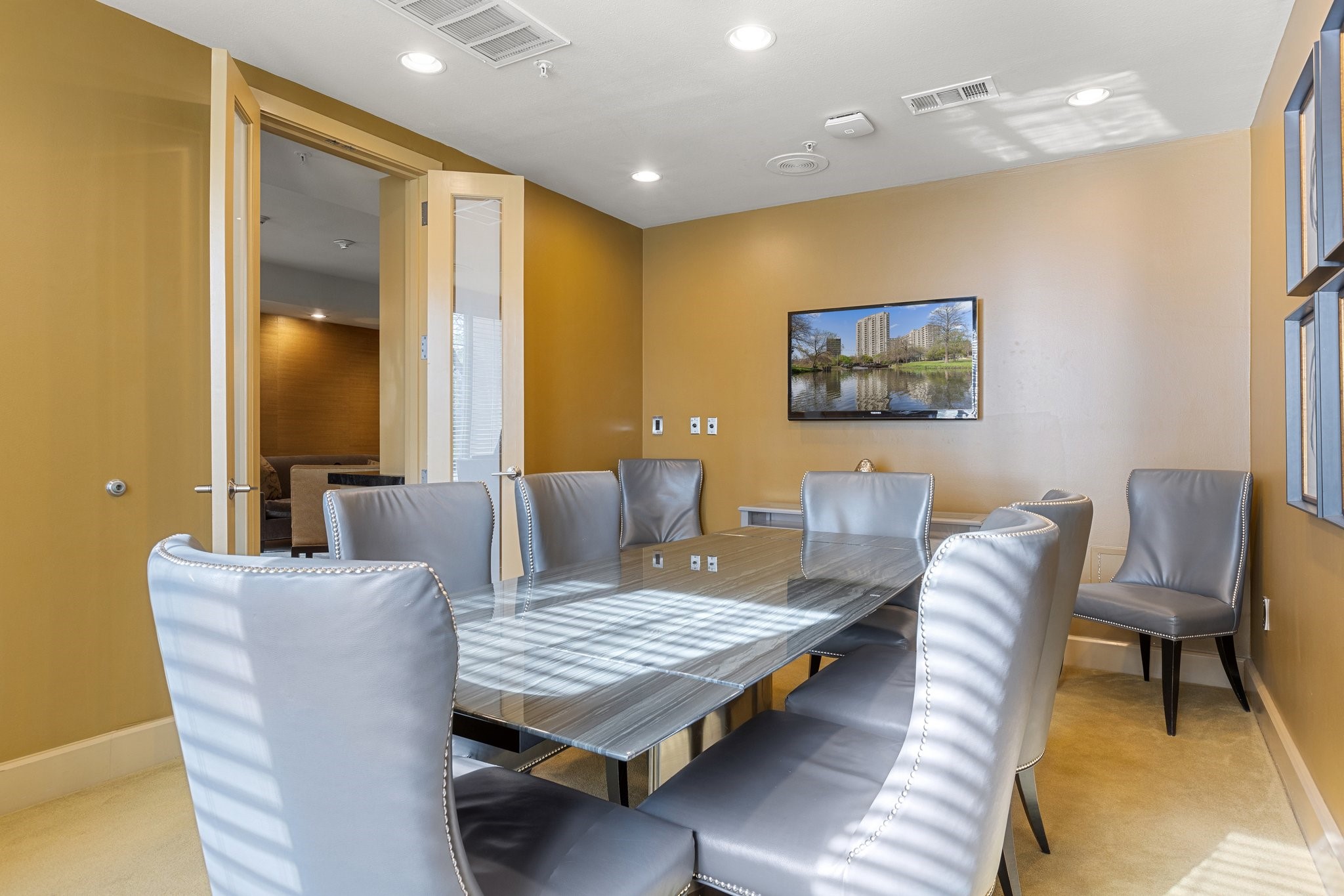 3225 Turtle Creek Boulevard Dallas TX 75219