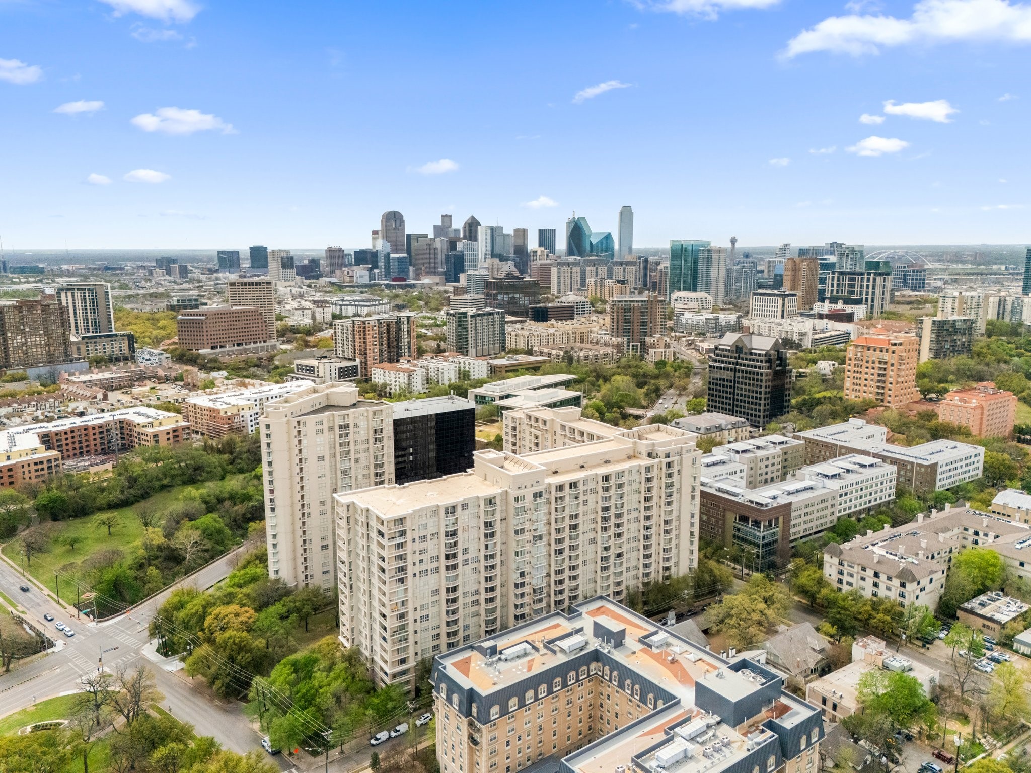 3225 Turtle Creek Boulevard Dallas TX 75219