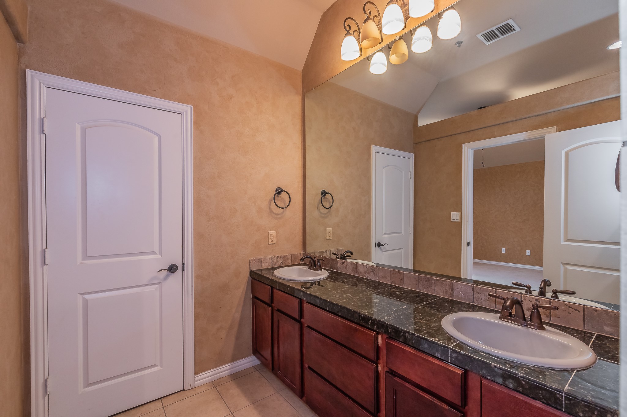 260 Corinna Court Hurst TX 76053