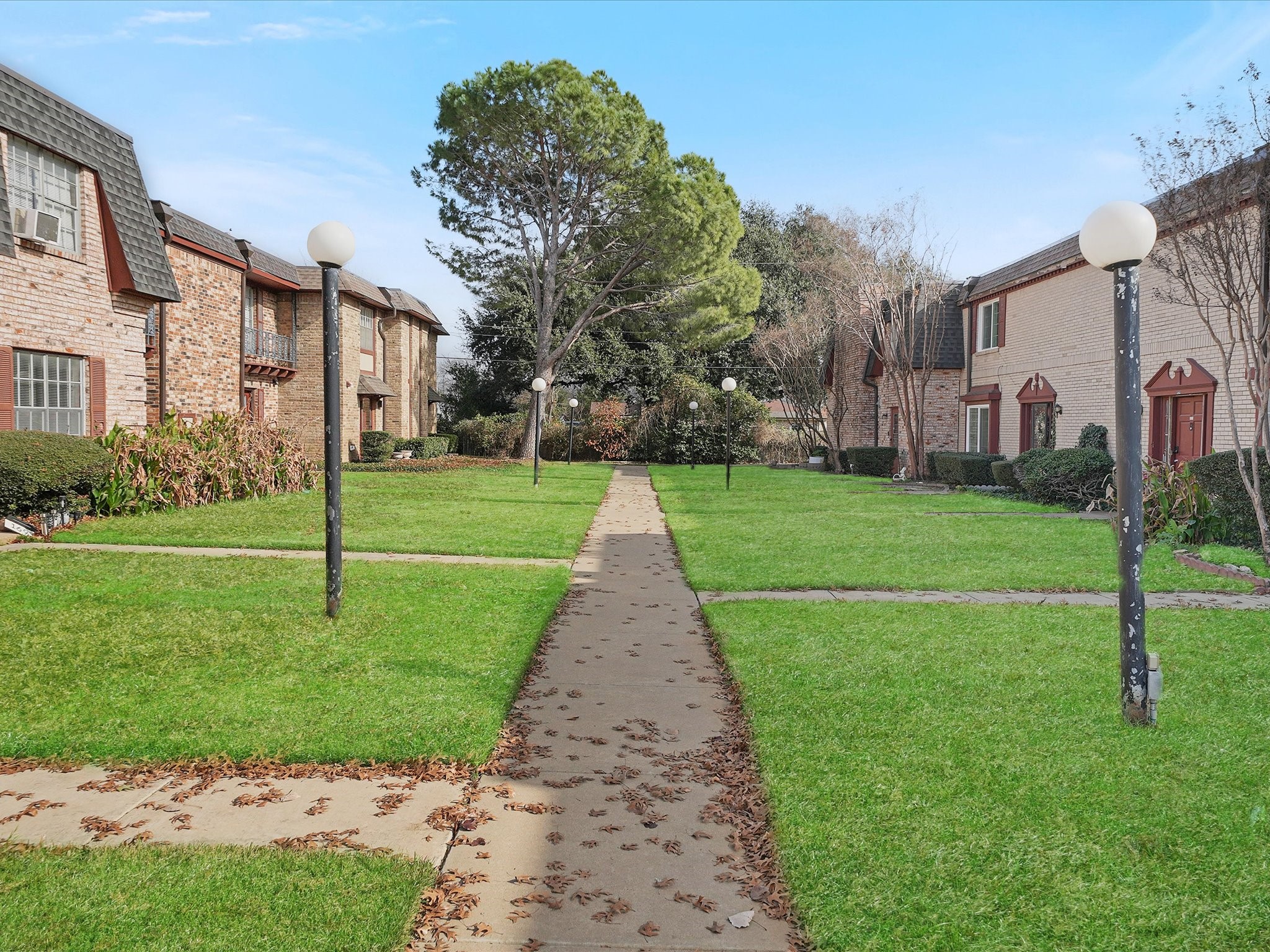1819 E Grauwyler Road Irving TX 75061