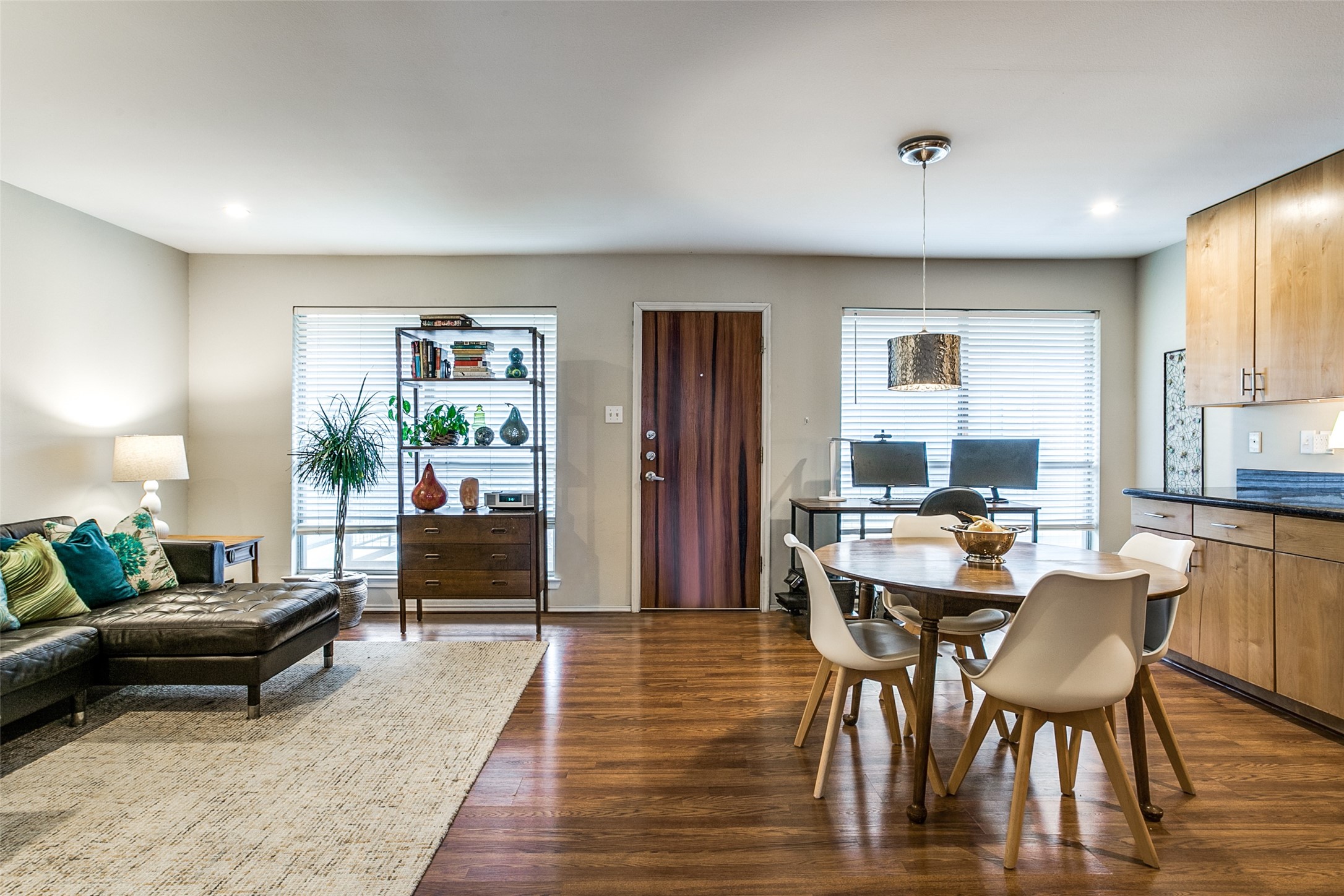4616 W Lovers Lane Dallas TX 75209