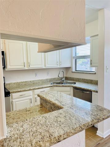 2106 Horizon Trail Arlington TX 76011
