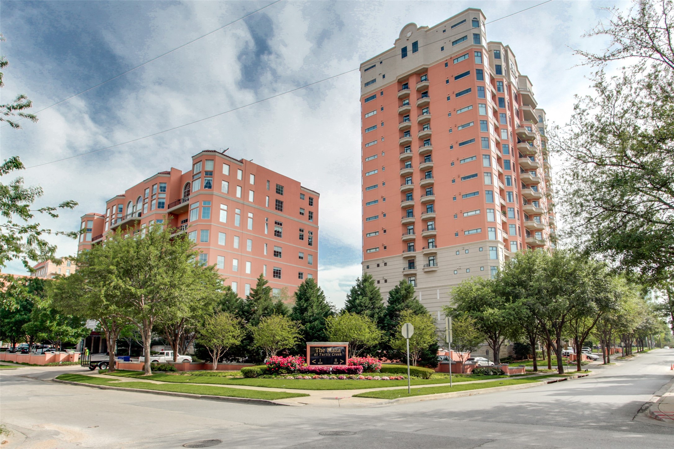 2828 Hood Street Dallas TX 75219