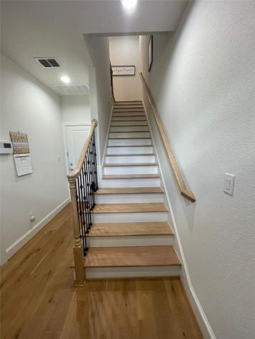 7333 Valley View Lane Dallas TX 75240