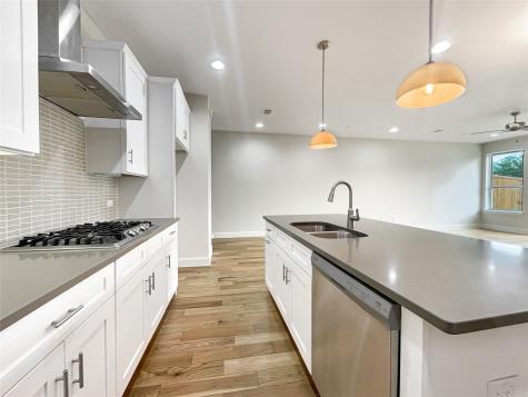 5704 Woodlands Drive The Colony TX 75056