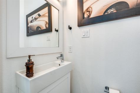 2603 Calvin Street Dallas TX 75204