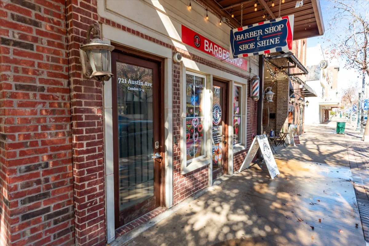 721 Austin Avenue Waco TX 76701