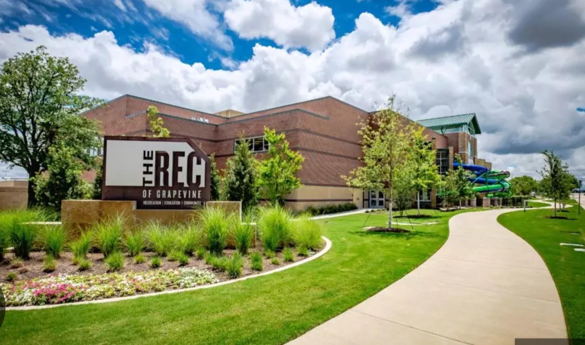 218 E Dallas Road Grapevine TX 76051