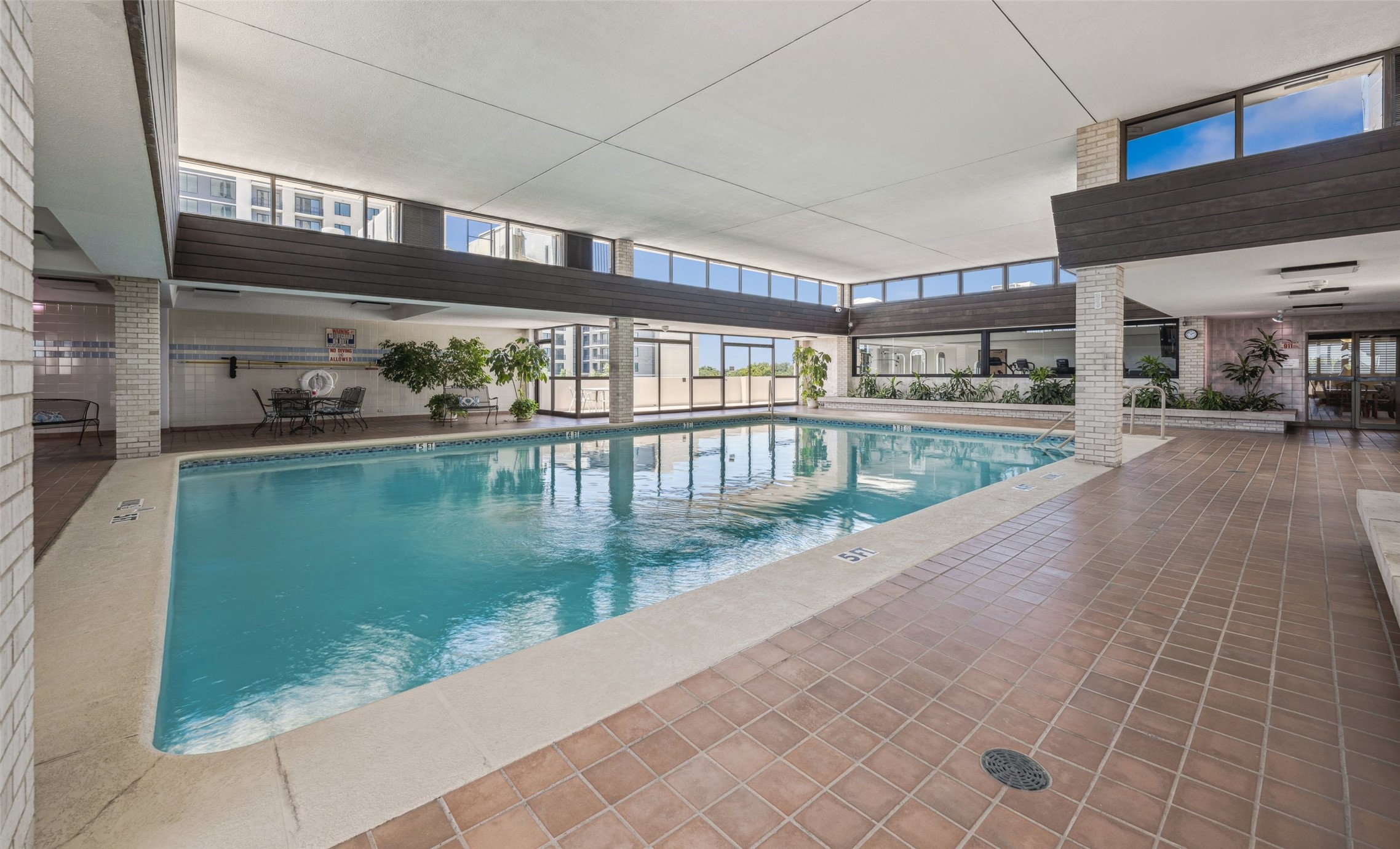 6335 W Northwest Highway Dallas TX 75225