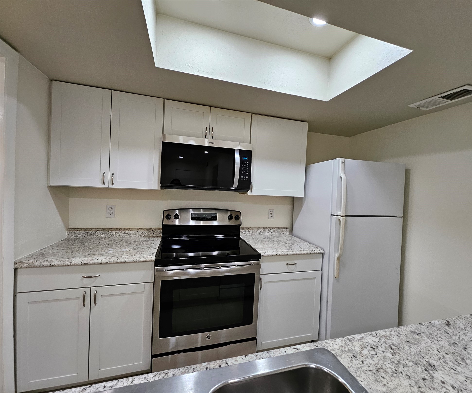 12816 Midway Road Dallas TX 75244