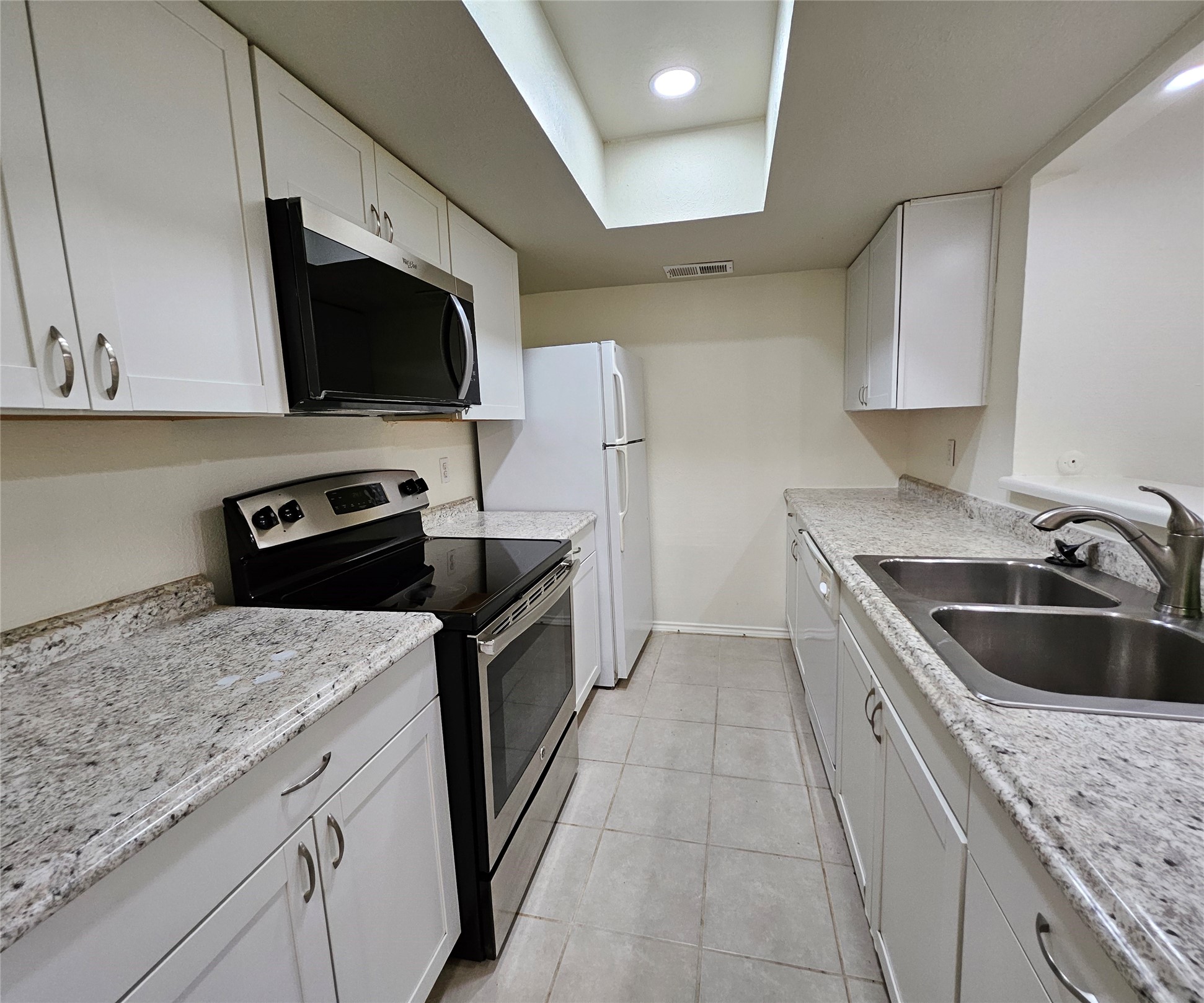 12816 Midway Road Dallas TX 75244