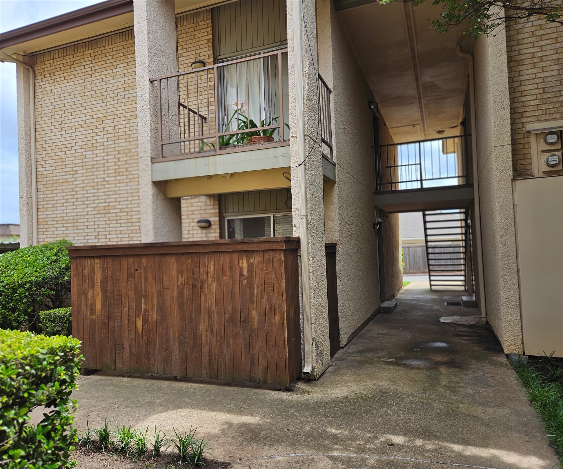 12816 Midway Road Dallas TX 75244