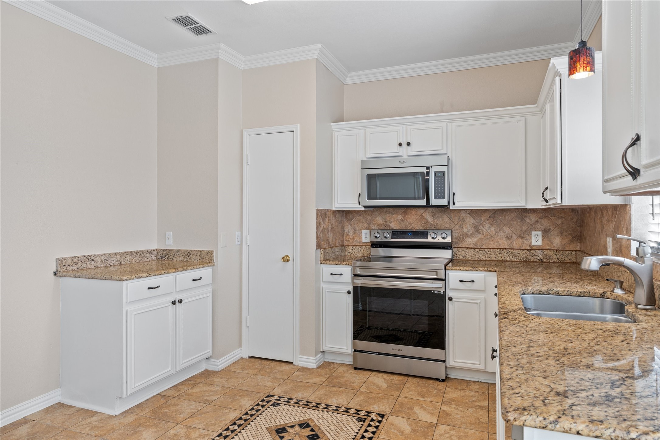 913 Chickesaw Lane Wylie TX 75098