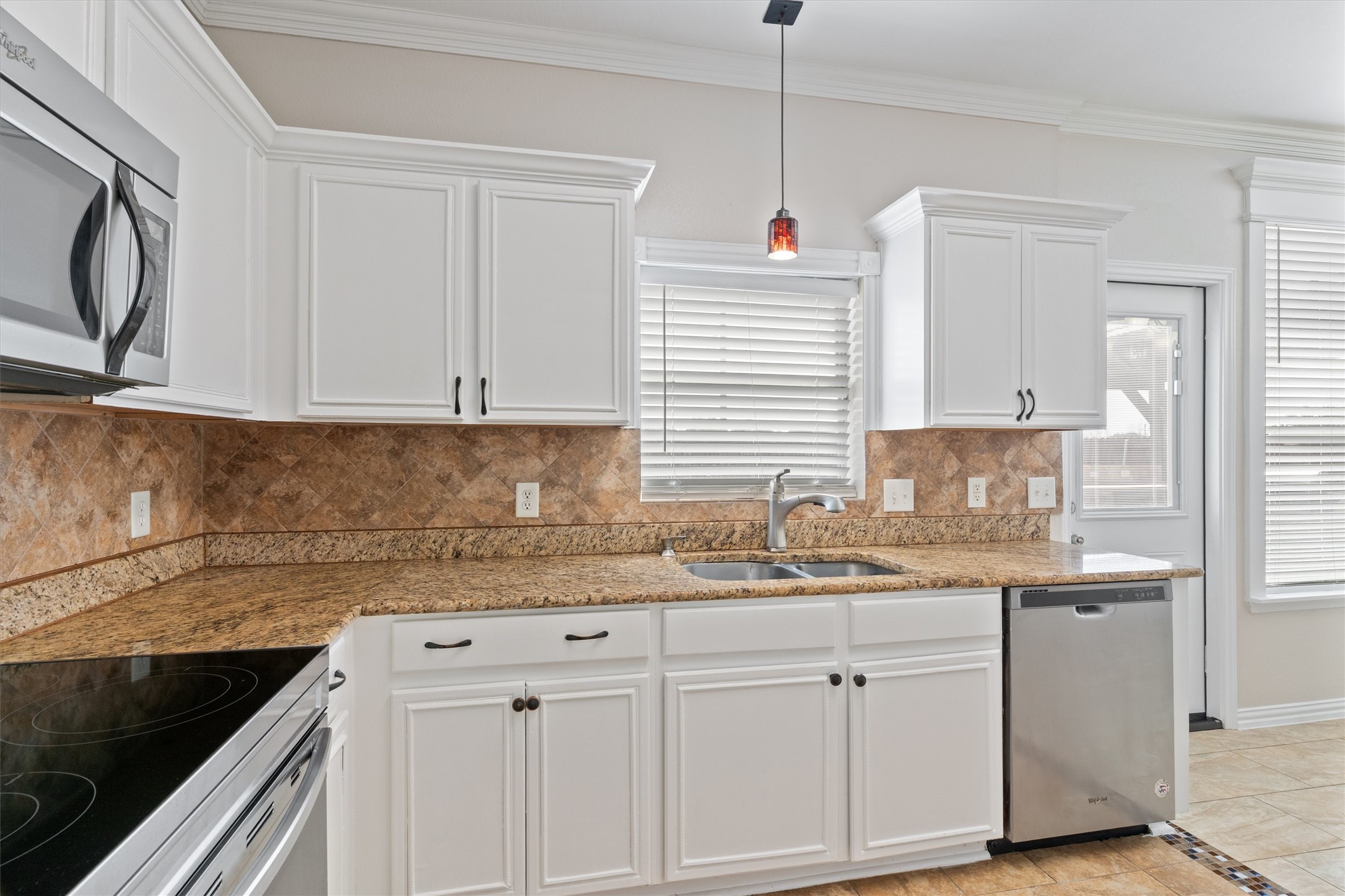 913 Chickesaw Lane Wylie TX 75098