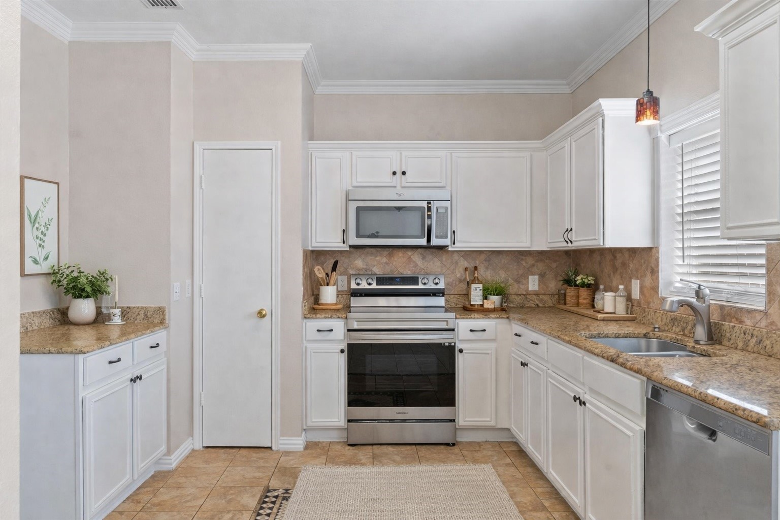 913 Chickesaw Lane Wylie TX 75098