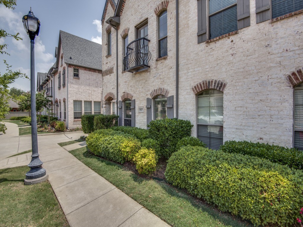 1817 Desoto Drive Mckinney TX 75072