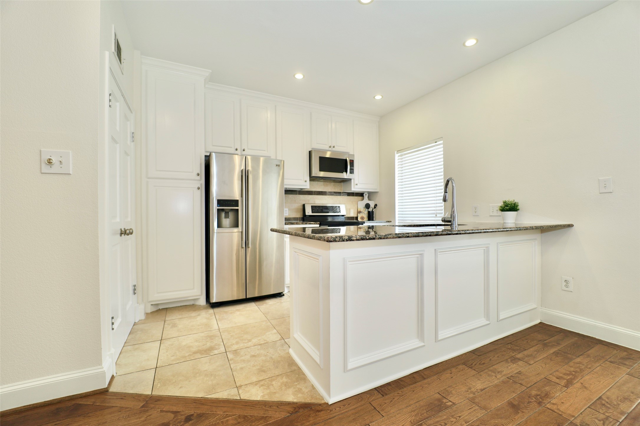 407 Josephine Street Dallas TX 75246
