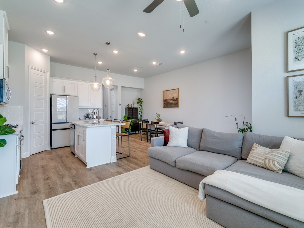 12964 Rockham Lane Farmers Branch TX 75234