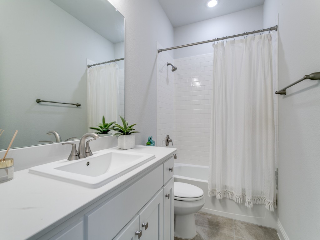 12964 Rockham Lane Farmers Branch TX 75234