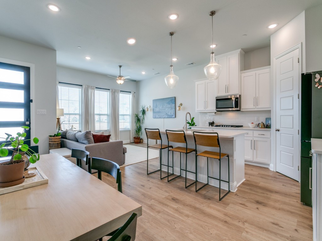 12964 Rockham Lane Farmers Branch TX 75234