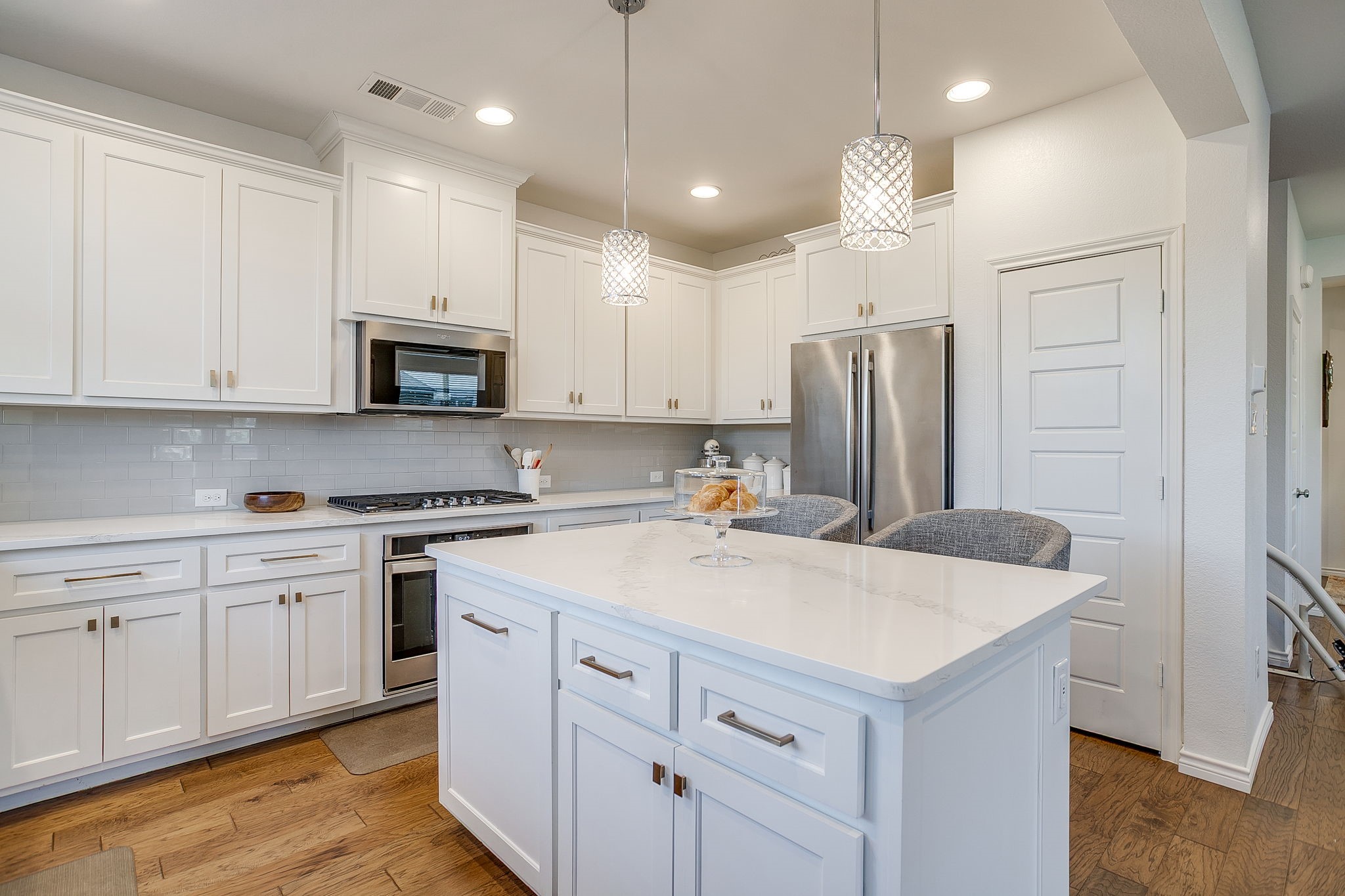 109 Crossroads Circle Westworth Village TX 76114