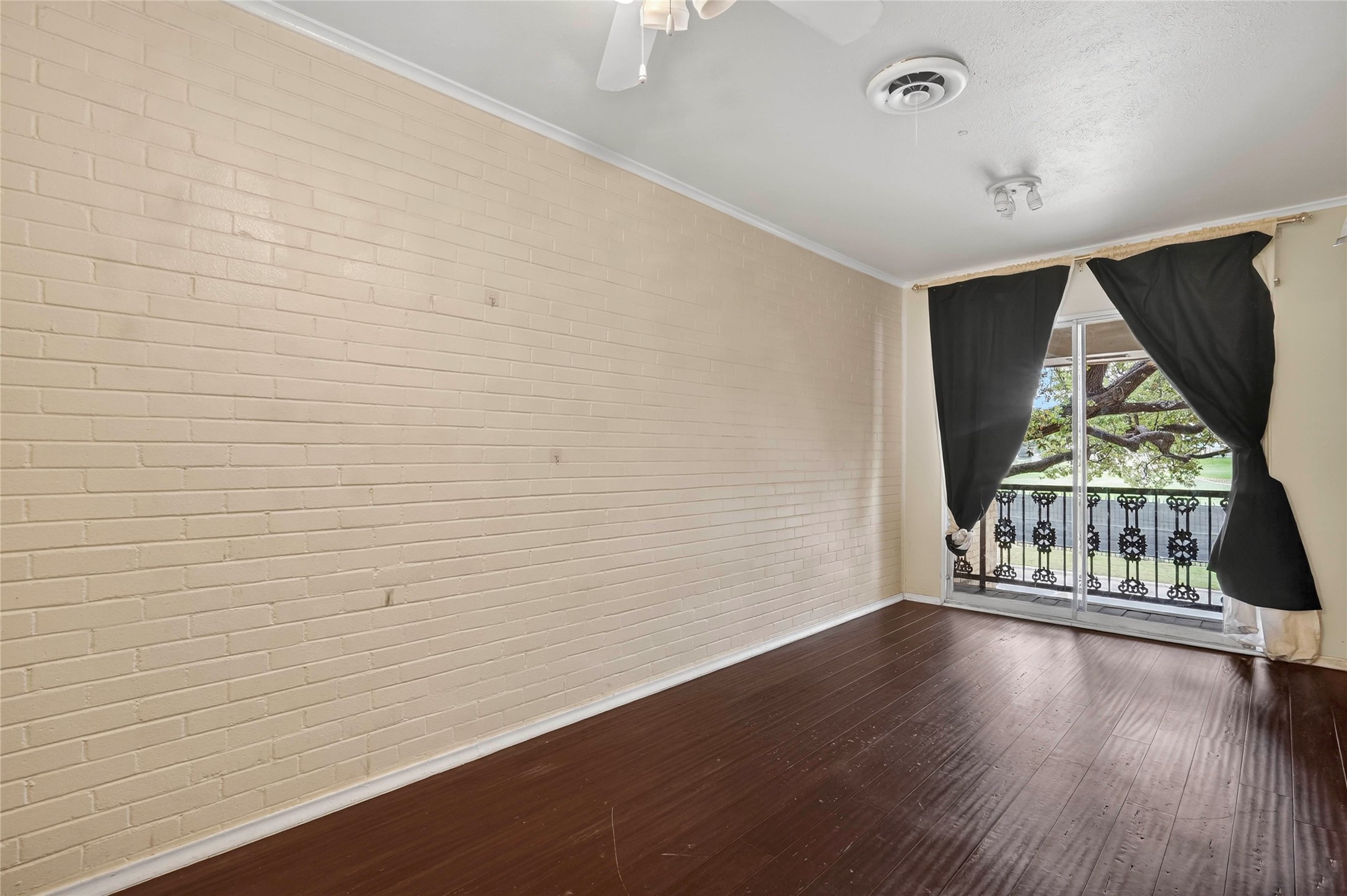 11150 Valleydale Drive Dallas TX 75230