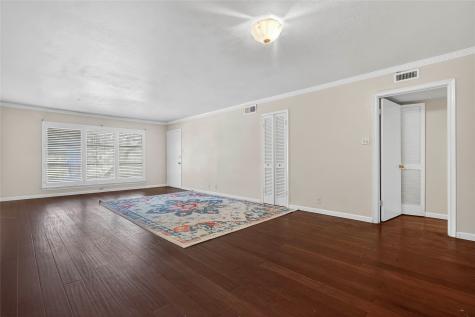 11150 Valleydale Drive Dallas TX 75230