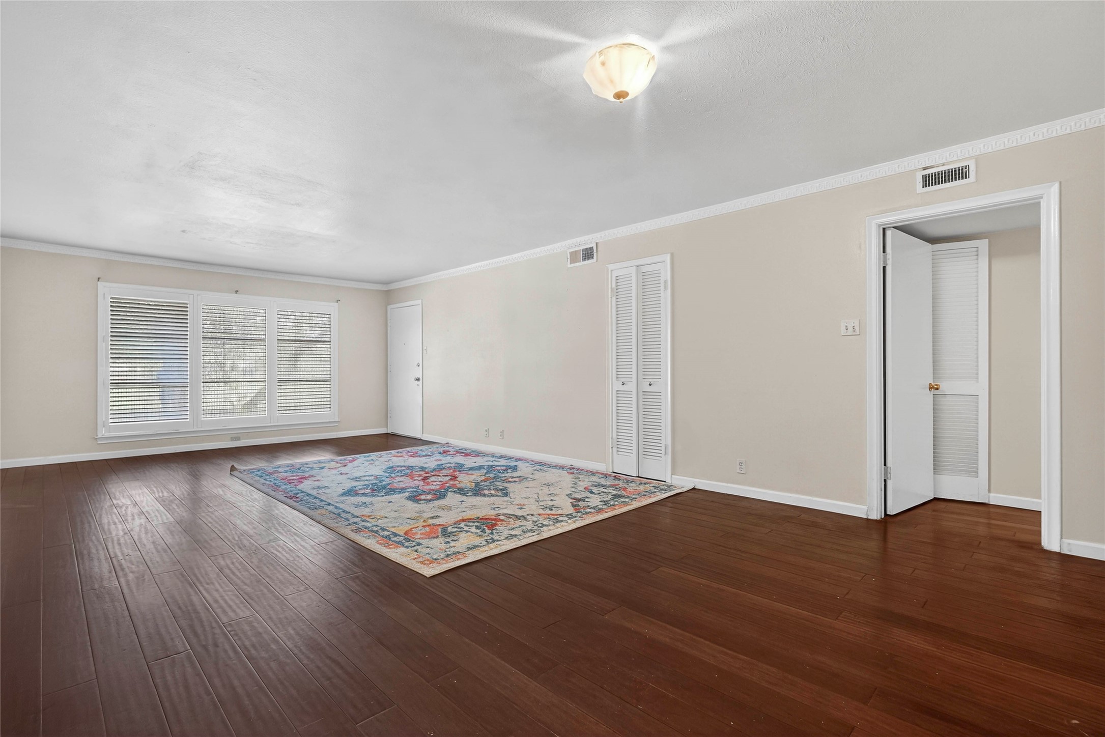 11150 Valleydale Drive Dallas TX 75230