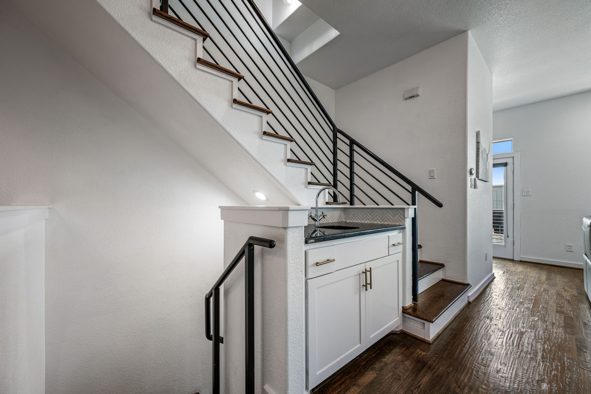 5713 La Vista Drive Dallas TX 75206