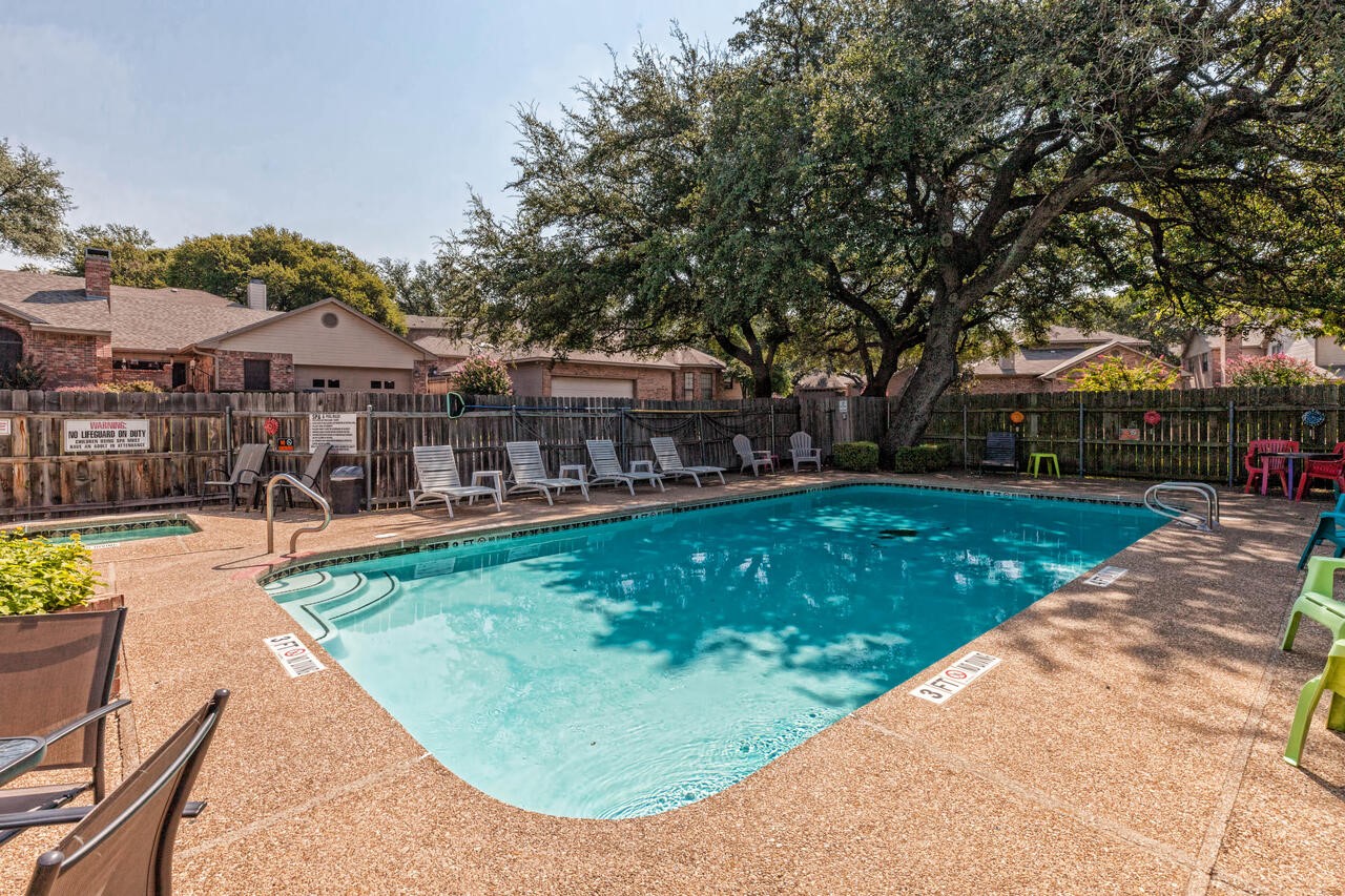 156 Pleasant Grove Lane Waco TX 76712